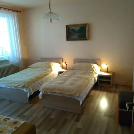 Ubytování v soukromí Privat Lukas *